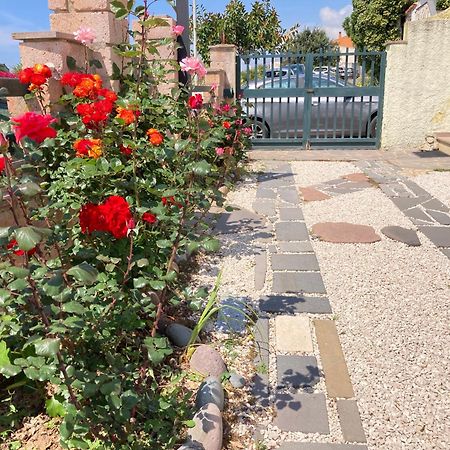 Bed and Breakfast Torre Del Pozzo С'Аркитту-Кульери Экстерьер фото