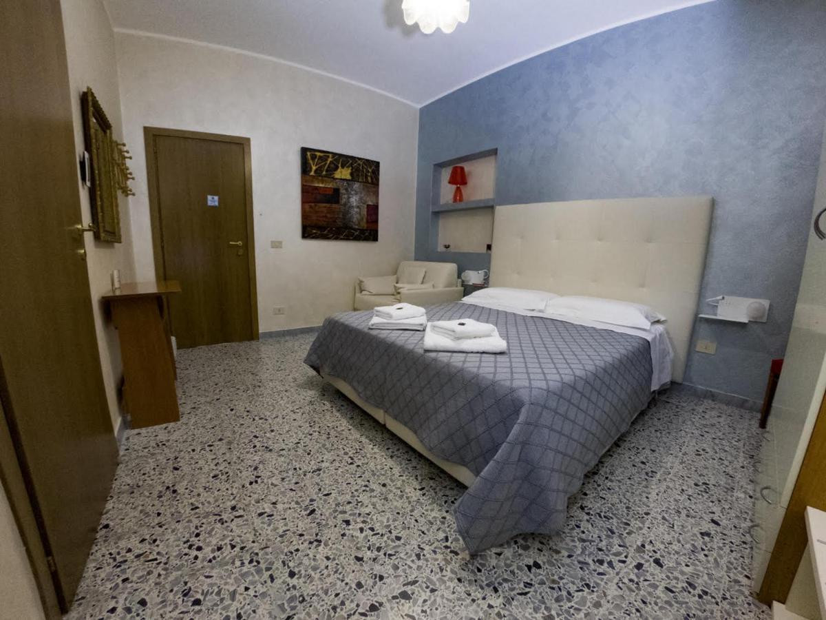 Bed and Breakfast Torre Del Pozzo С'Аркитту-Кульери Экстерьер фото