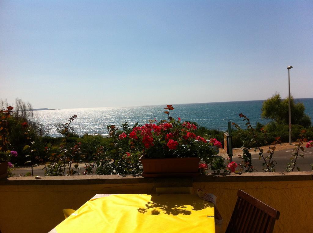 Bed and Breakfast Torre Del Pozzo С'Аркитту-Кульери Экстерьер фото