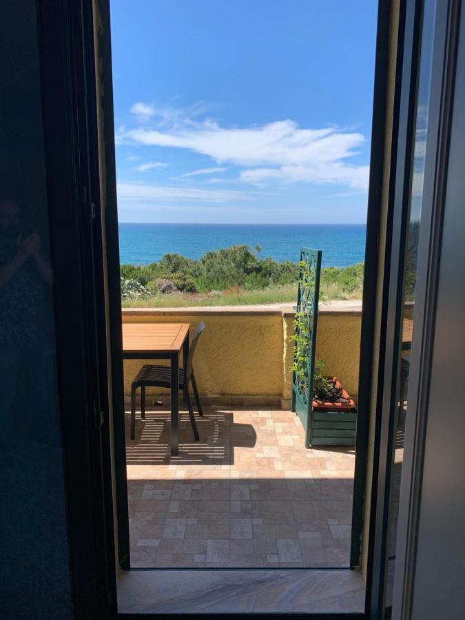 Bed and Breakfast Torre Del Pozzo С'Аркитту-Кульери Экстерьер фото