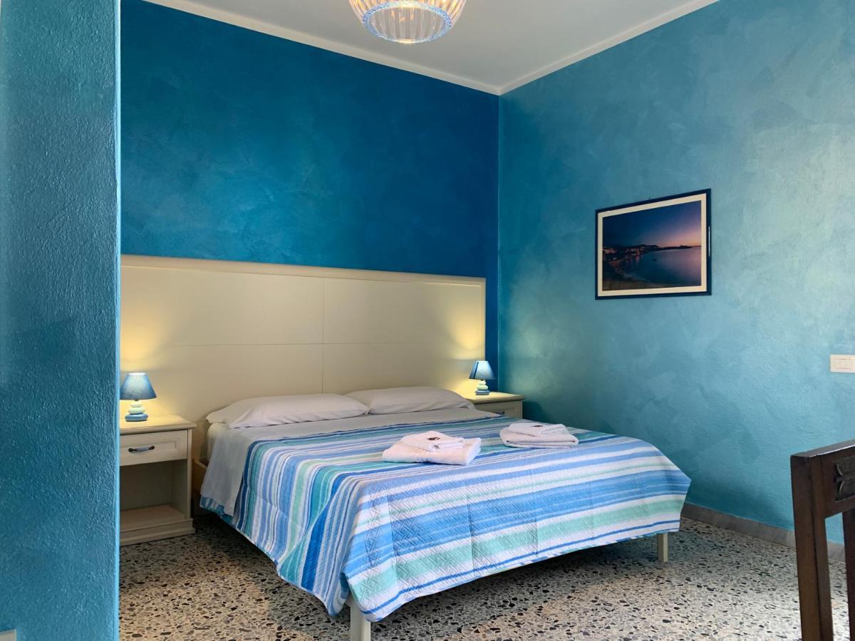 Bed and Breakfast Torre Del Pozzo С'Аркитту-Кульери Экстерьер фото