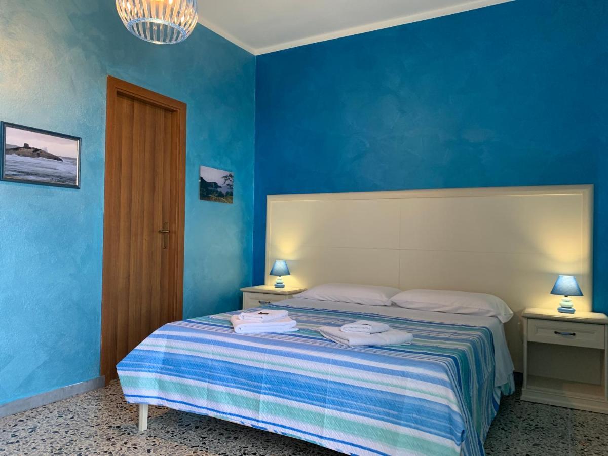 Bed and Breakfast Torre Del Pozzo С'Аркитту-Кульери Экстерьер фото