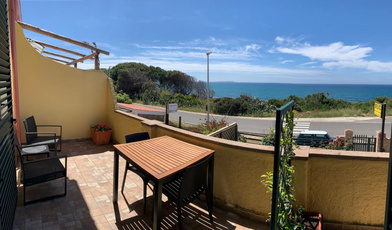 Bed and Breakfast Torre Del Pozzo С'Аркитту-Кульери Экстерьер фото