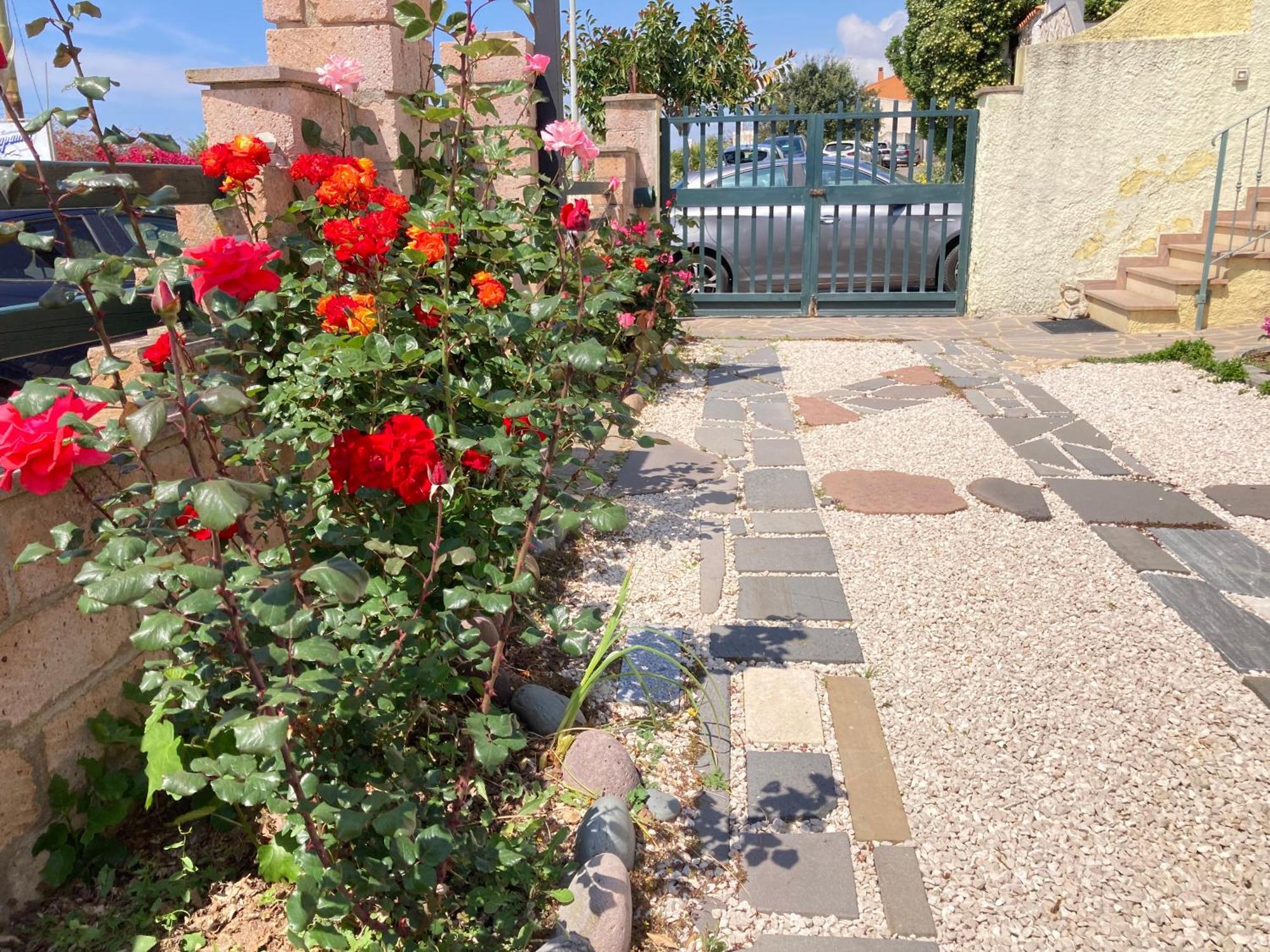 Bed and Breakfast Torre Del Pozzo С'Аркитту-Кульери Экстерьер фото