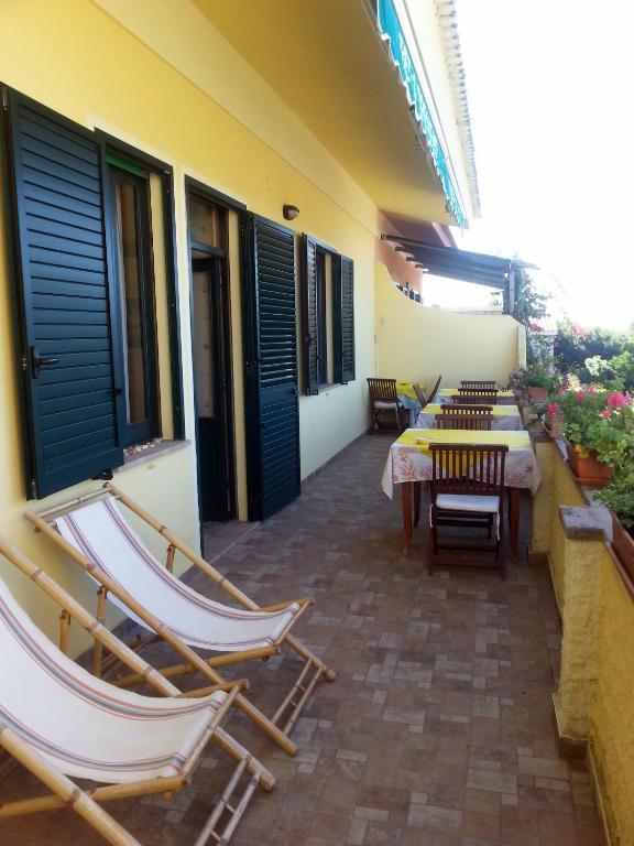 Bed and Breakfast Torre Del Pozzo С'Аркитту-Кульери Экстерьер фото