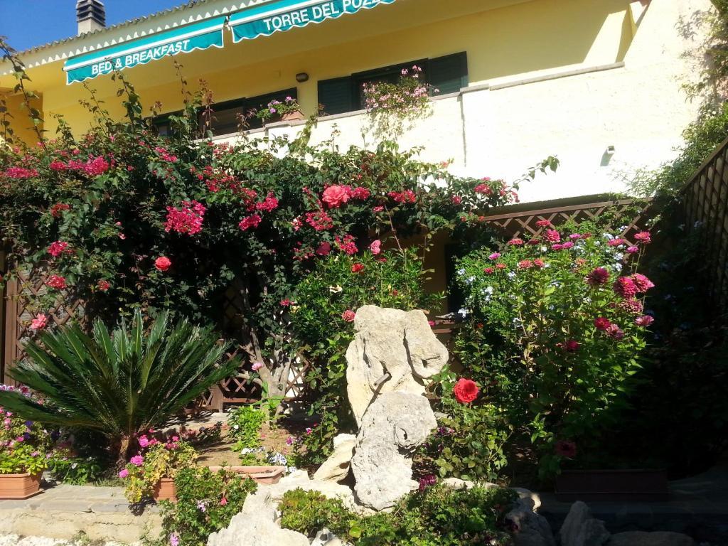 Bed and Breakfast Torre Del Pozzo С'Аркитту-Кульери Экстерьер фото