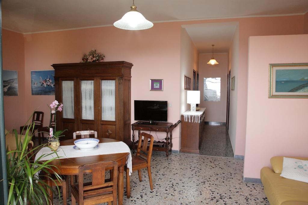 Bed and Breakfast Torre Del Pozzo С'Аркитту-Кульери Экстерьер фото